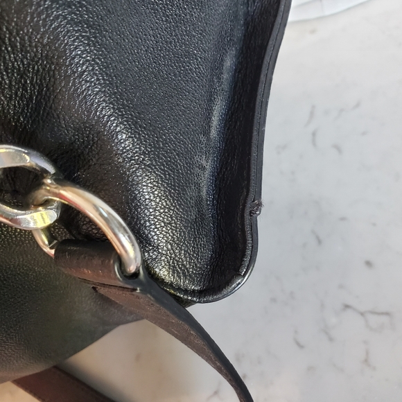 Michael Kors Large Hamilton Bag - Picture 4 of 7